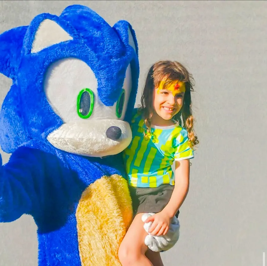 Personagem da Magia em Cena em festa infantil — foto 3