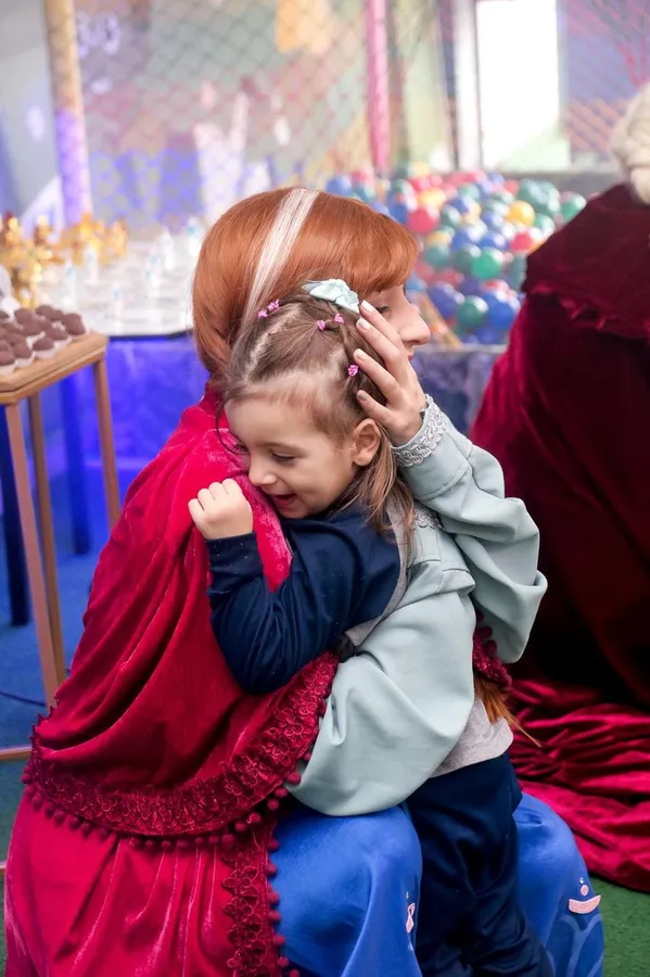 Personagem da Magia em Cena em festa infantil — foto 5